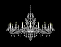 Lámpara de cristal ovalada con dieciséis brazos en acabado plateado sobre fondo negro