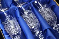 Copas de vino cortadas JKS009